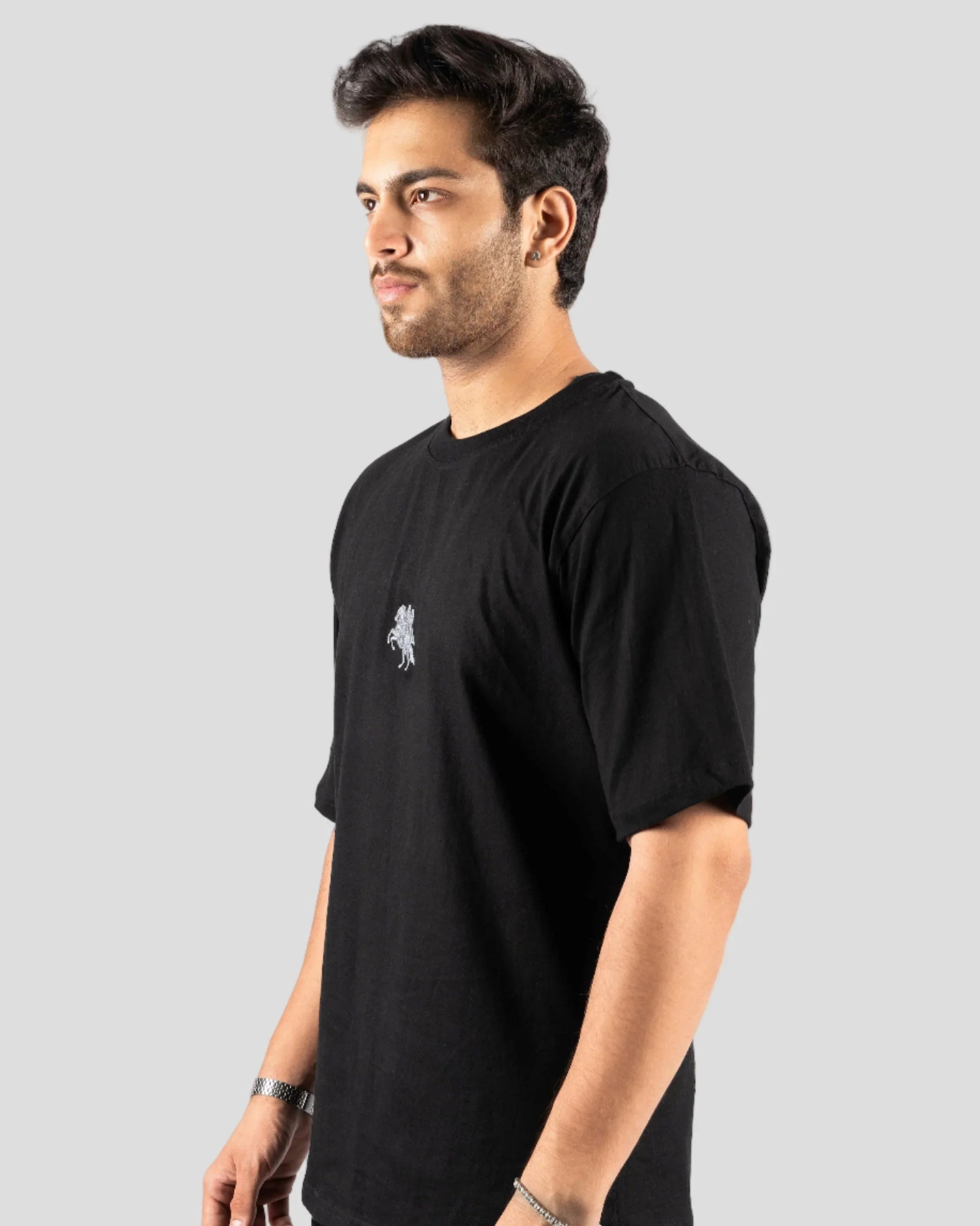 The Black T-Shirt: 7 Reasons Why It Is the World’s Most Powerful Fashion Staple