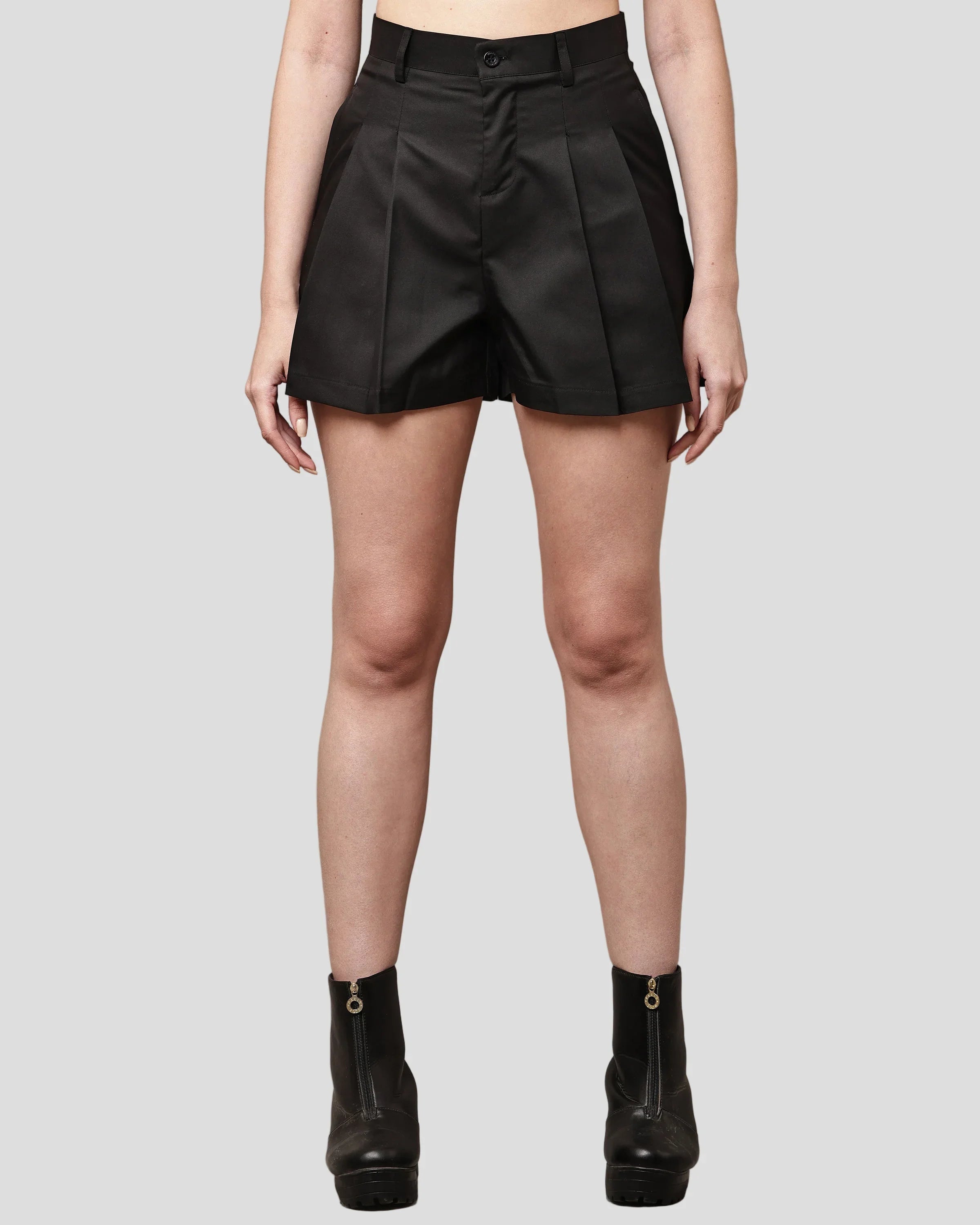 VELOUR SKORTS - Everything Black