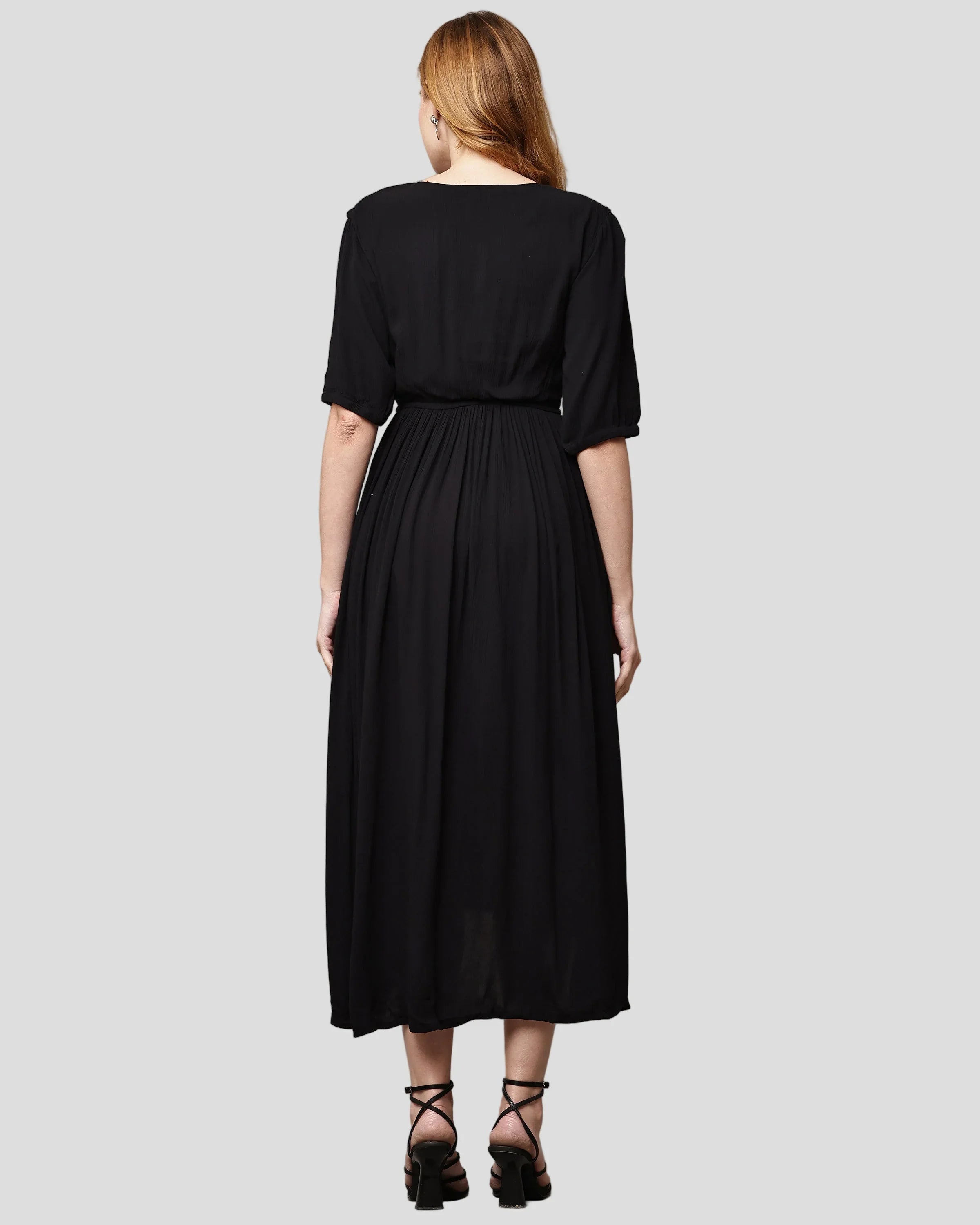 MUSE MIDI DRESS - Everything Black