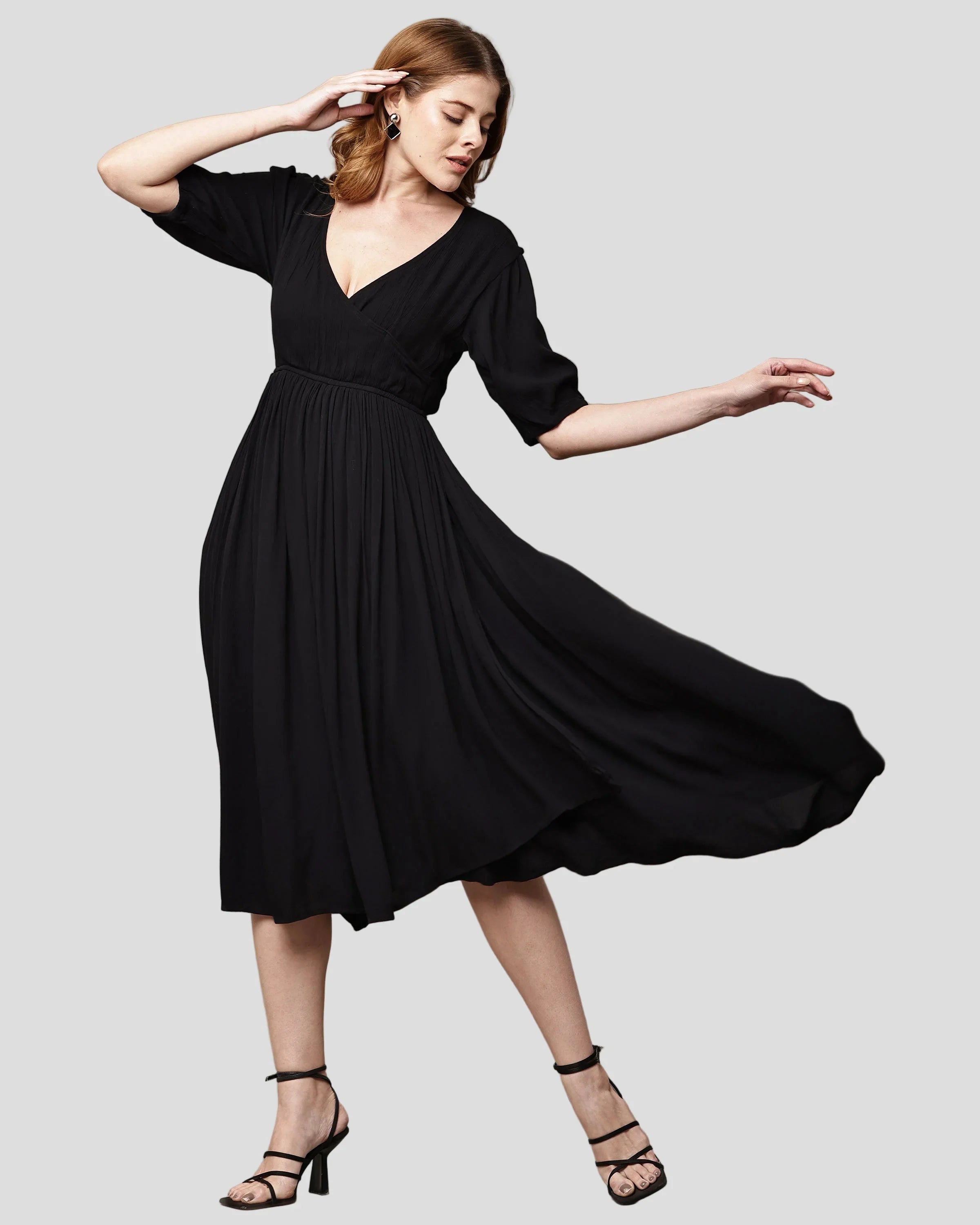 MUSE MIDI DRESS - Everything Black