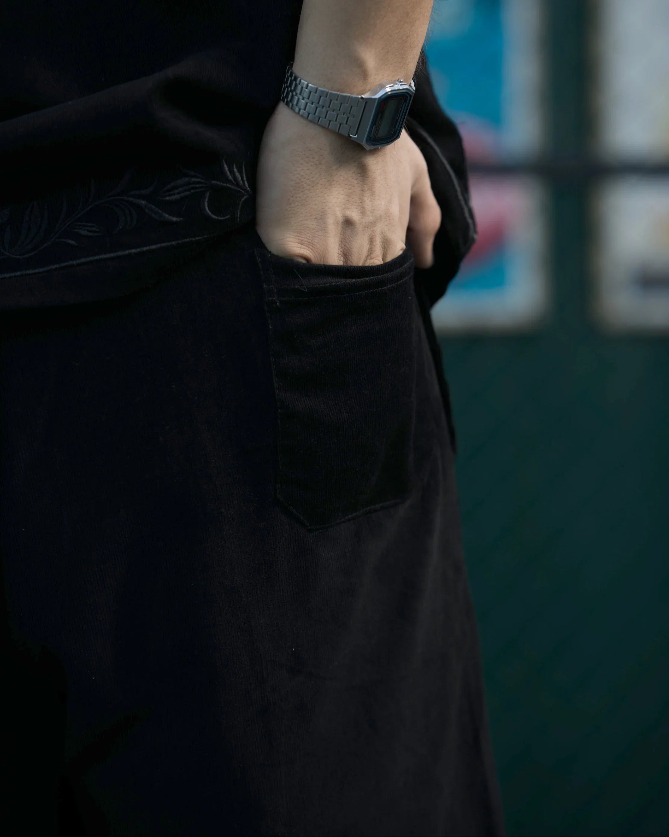 KNIGHT MENS SHORTS - Everything Black